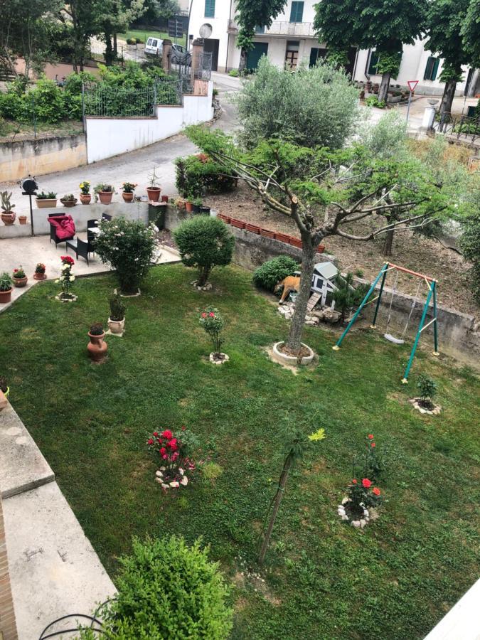 Il Girasole Apartment Castel Ritaldi Ngoại thất bức ảnh