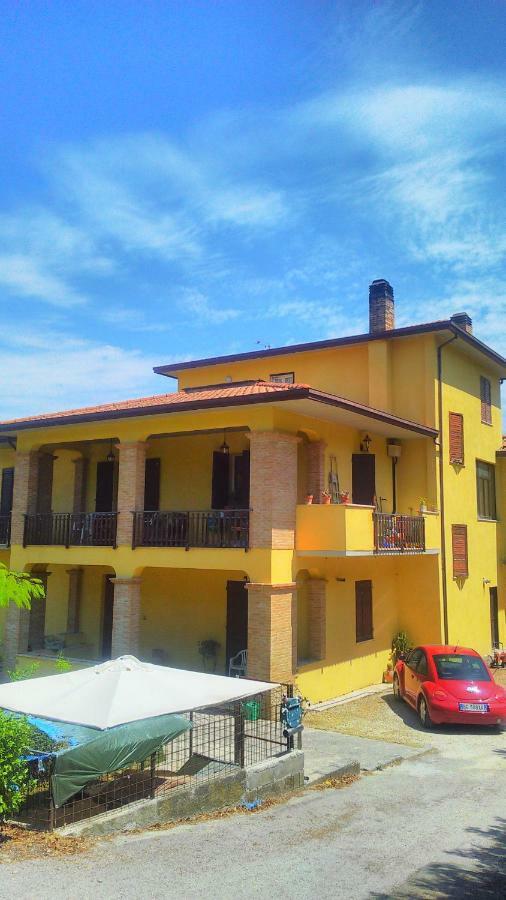 Il Girasole Apartment Castel Ritaldi Ngoại thất bức ảnh