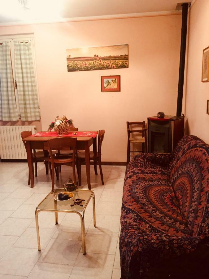 Il Girasole Apartment Castel Ritaldi Ngoại thất bức ảnh